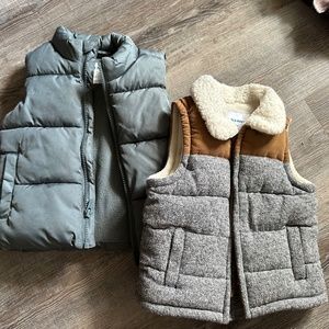 Old Navy steel gray blue vest 2T & gray color block vest Boys size 24 month